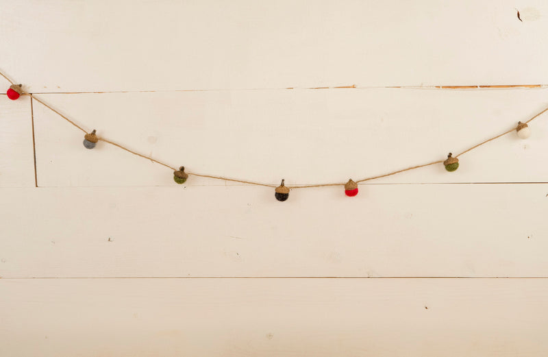 Christmas Felt Acorn Garland
