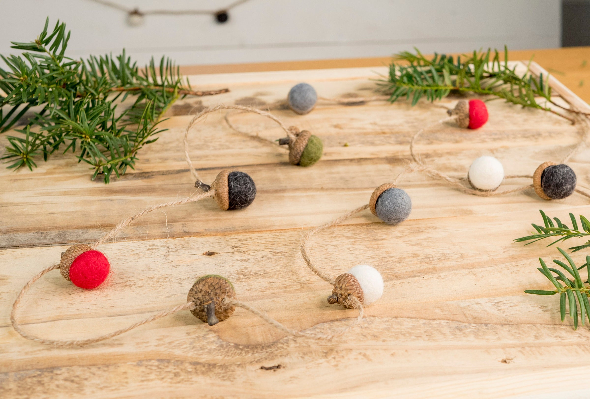 Christmas Felt Acorn Garland