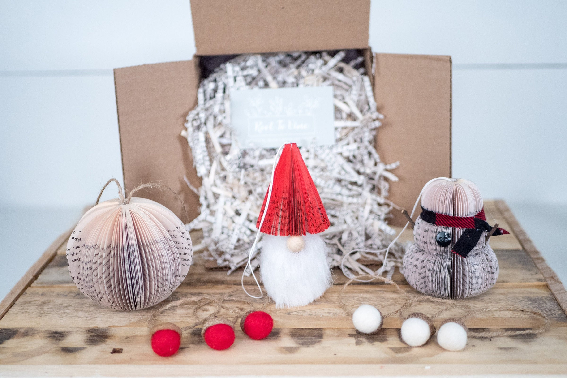 Christmas Ornament Gift Box
