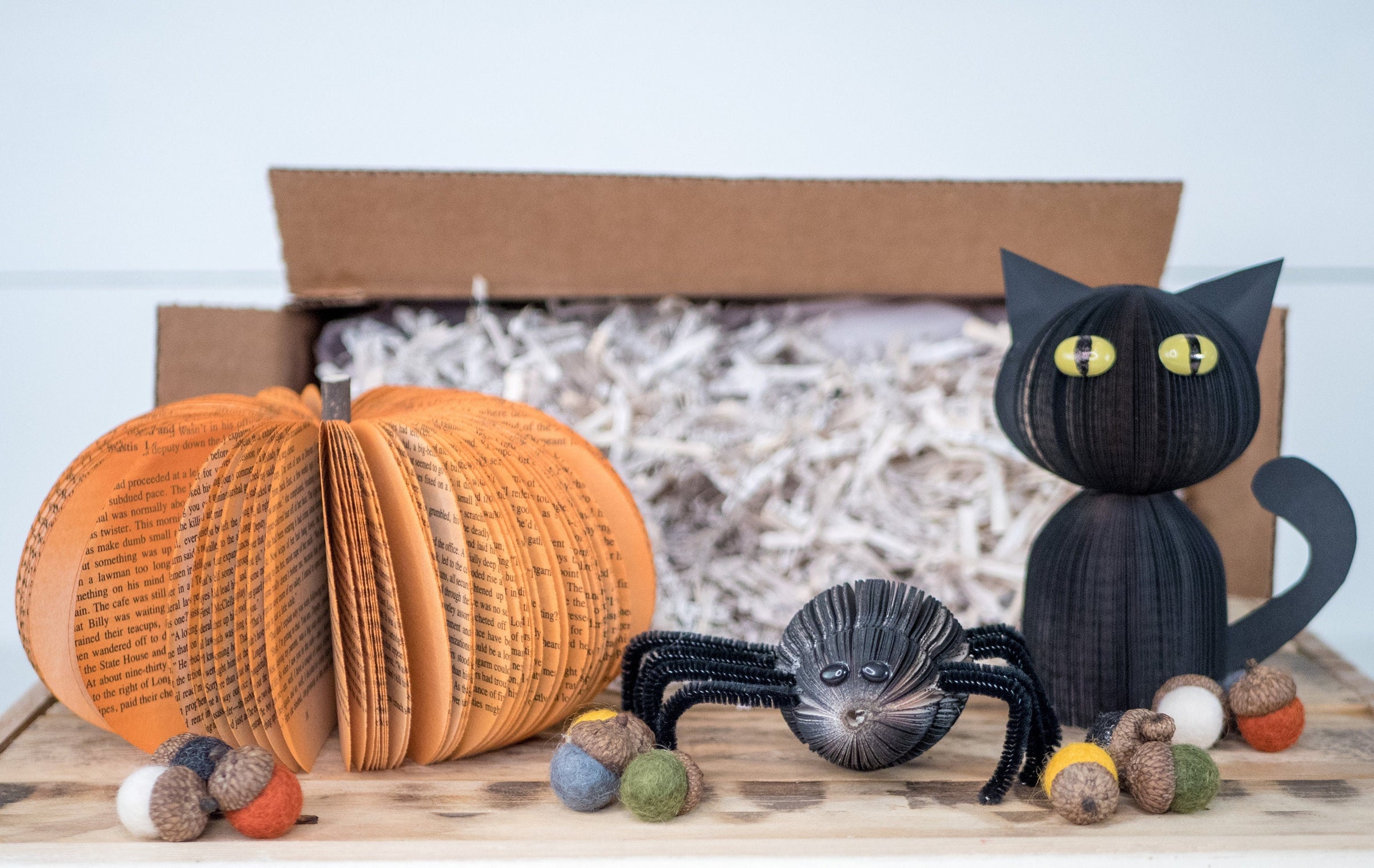 Halloween Decor Gift Box Pumpkin Fall Theme Gift Book Lover Spooky Halloween Decor