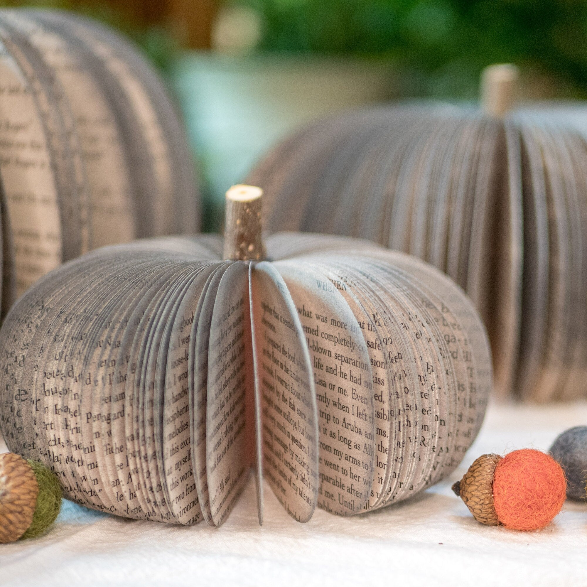 Fall Decor Book Pumpkins Thanksgiving Table Decor for Halloween Book Themed