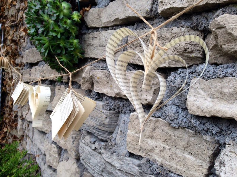 Harry Potter-Paper Heart and Mini Book Garland-10ft-Wedding Decor-Wedding Garland-Book Garland-Bridal Shower-Paper Garland-Bunting